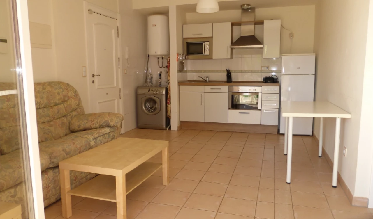 2 Bedroom Apartment For Sale | MOSTR07
