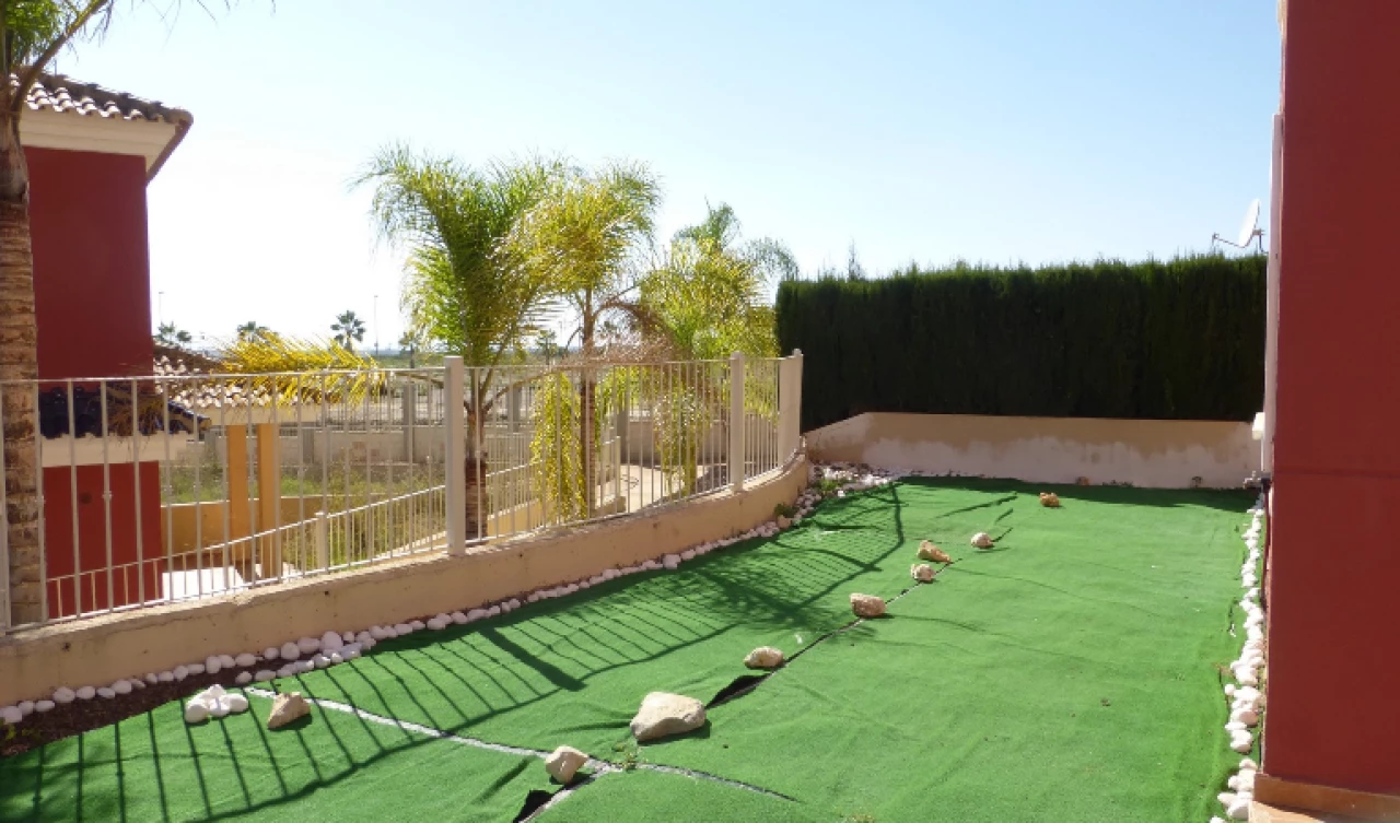 2 Bedroom Apartment For Sale | MOSTR07