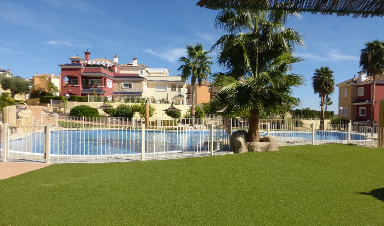 2 Bedroom Apartment For Sale | MOSTR07