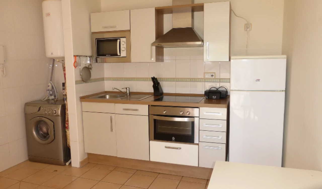 2 Bedroom Apartment For Sale | MOSTR07