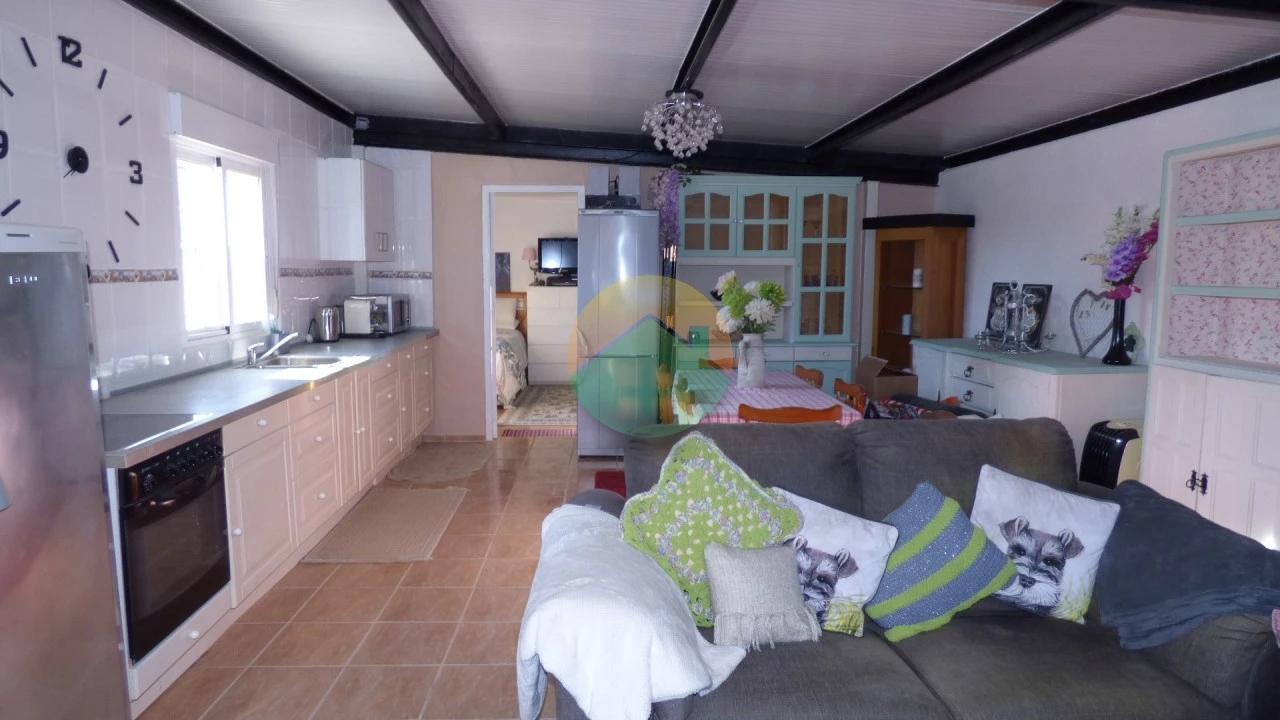2 Bedroom Country house For Sale | MUN03
