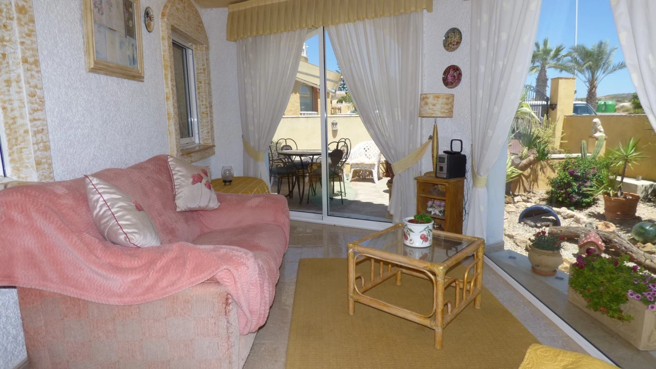 4 Bedroom Detached villa For sale | NEB506i