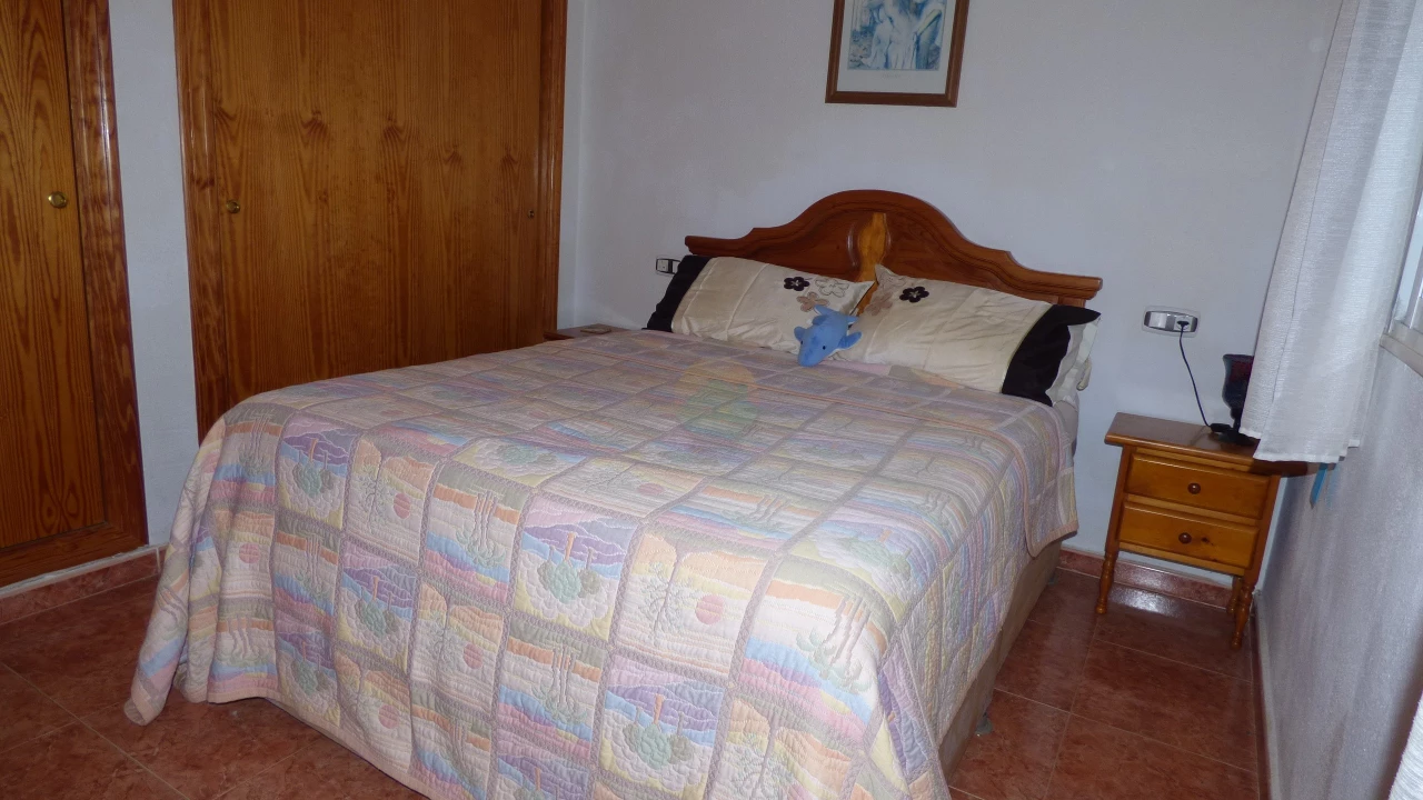 3 Bedroom Semi - Detached House For Sale | PAL02