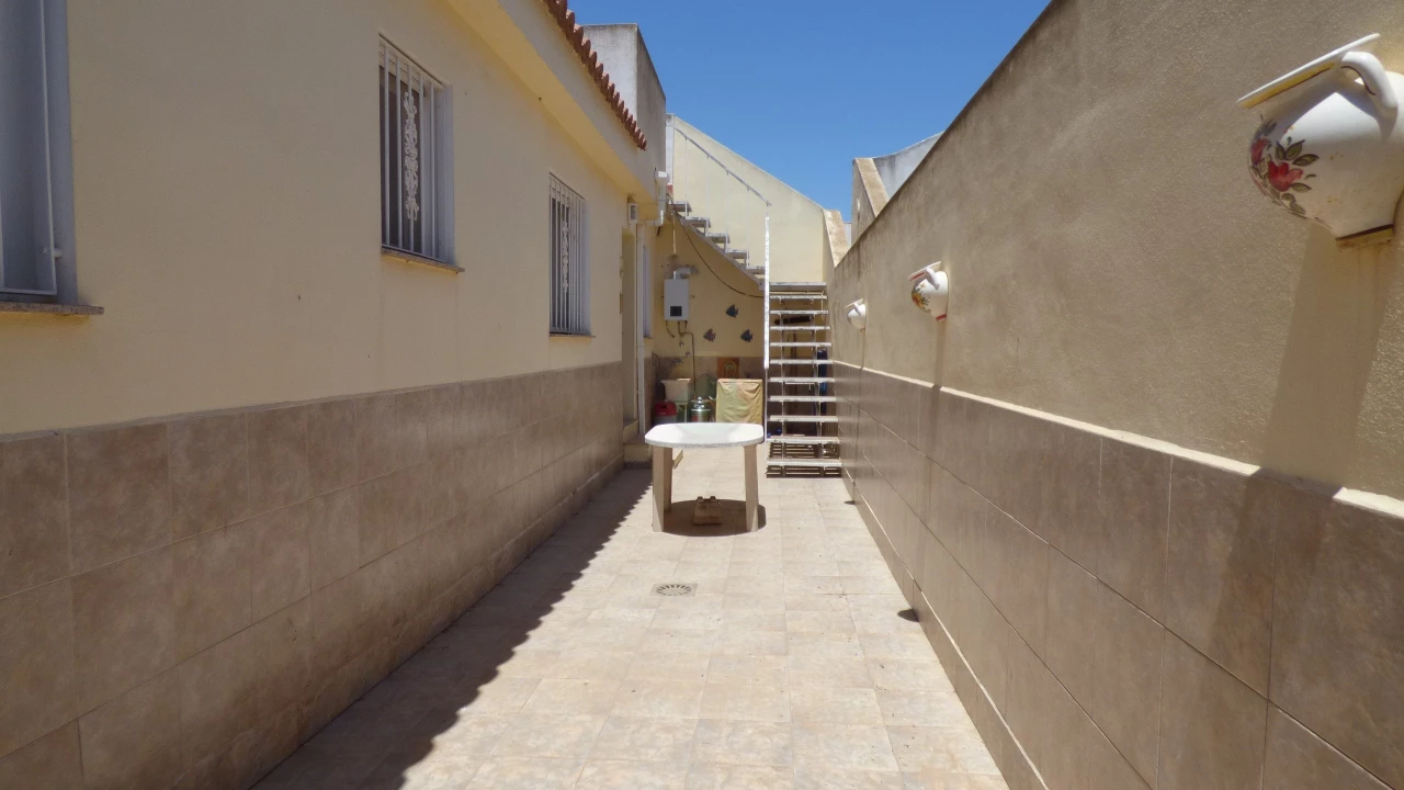 3 Bedroom Semi - Detached House For Sale | PAL02
