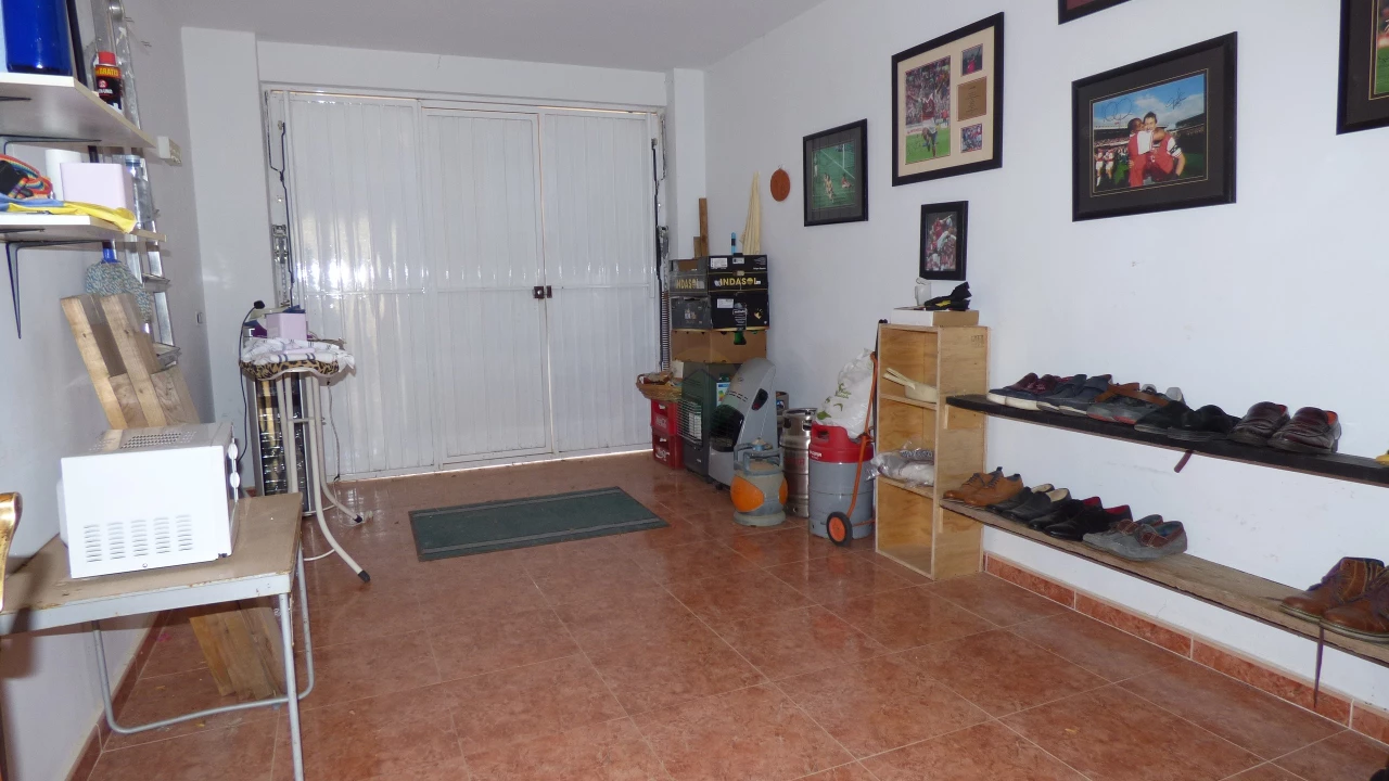 3 Bedroom Semi - Detached House For Sale | PAL02