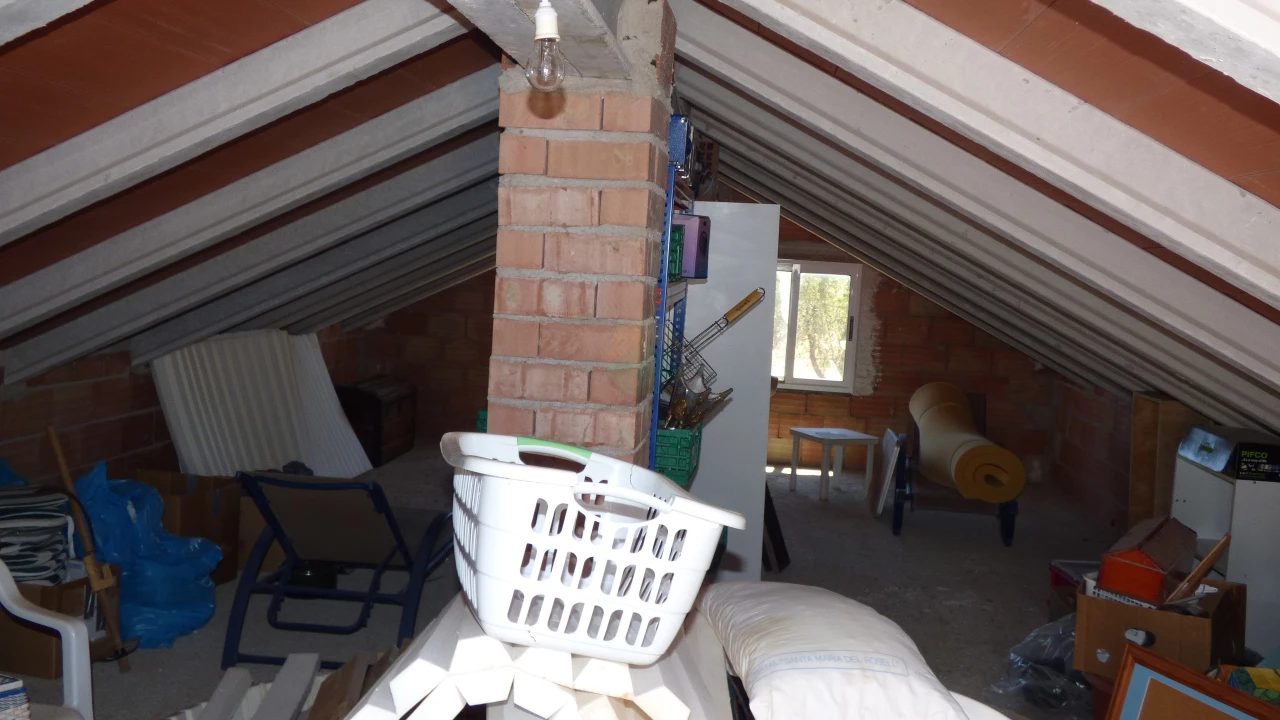 3 Bedroom Semi - Detached House For Sale | PAL02