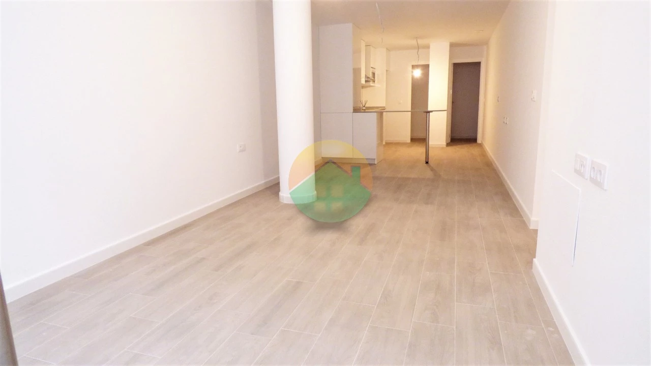 2 bedroom  2 bathroom Apartment For sale | PDM159