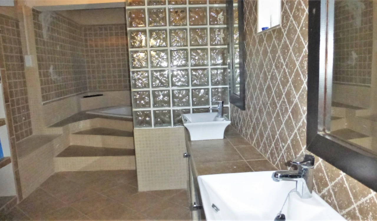 14 Bedroom Finca For Sale | PIN008