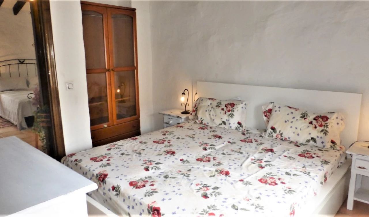 2 Bedroom Town House For Sale | PIN11