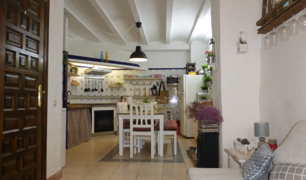 2 Bedroom Town House For Sale | PIN11