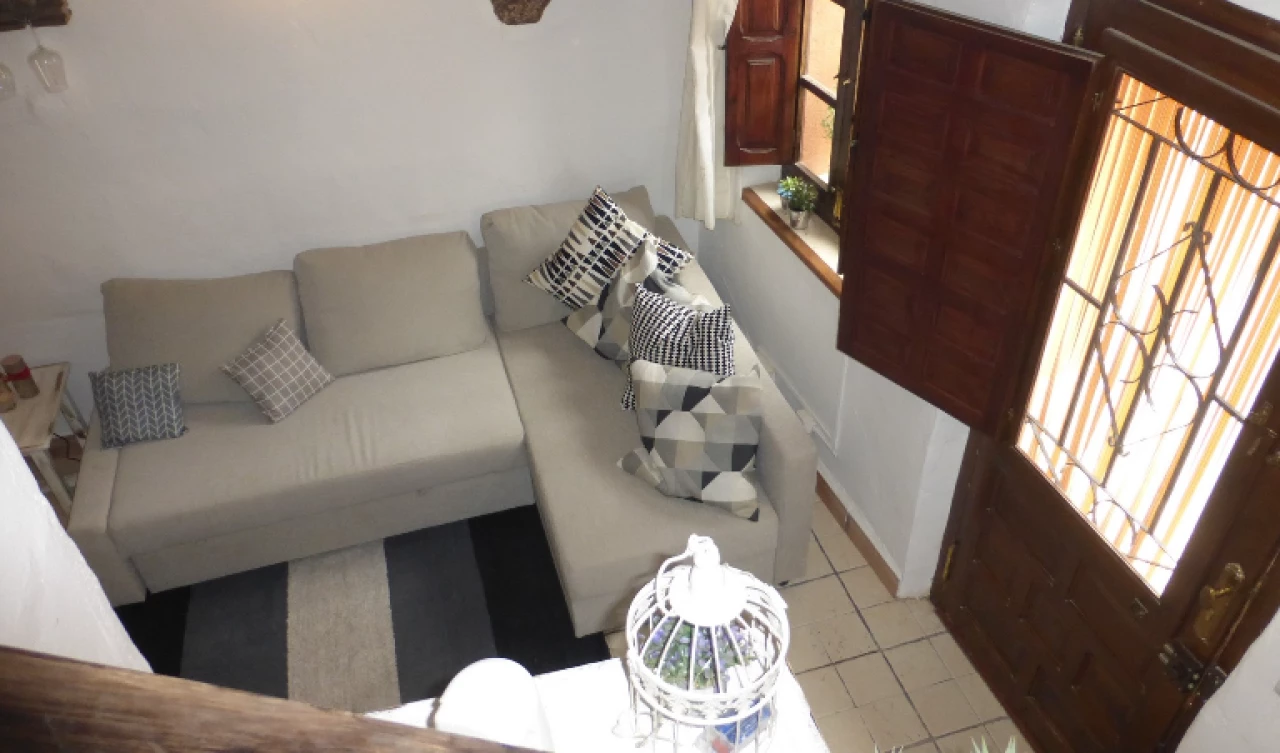 2 Bedroom Town House For Sale | PIN11