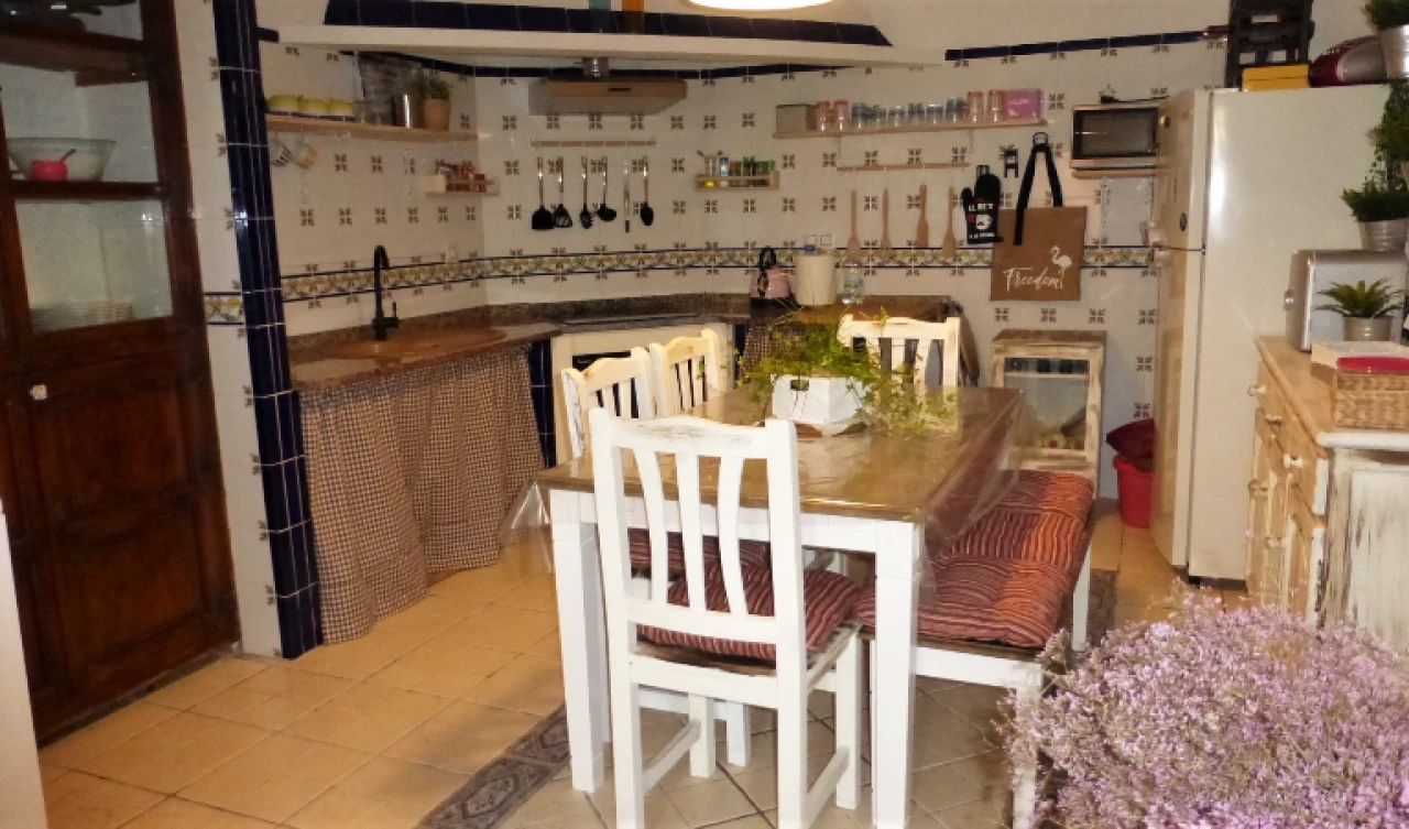 2 Bedroom Town House For Sale | PIN11