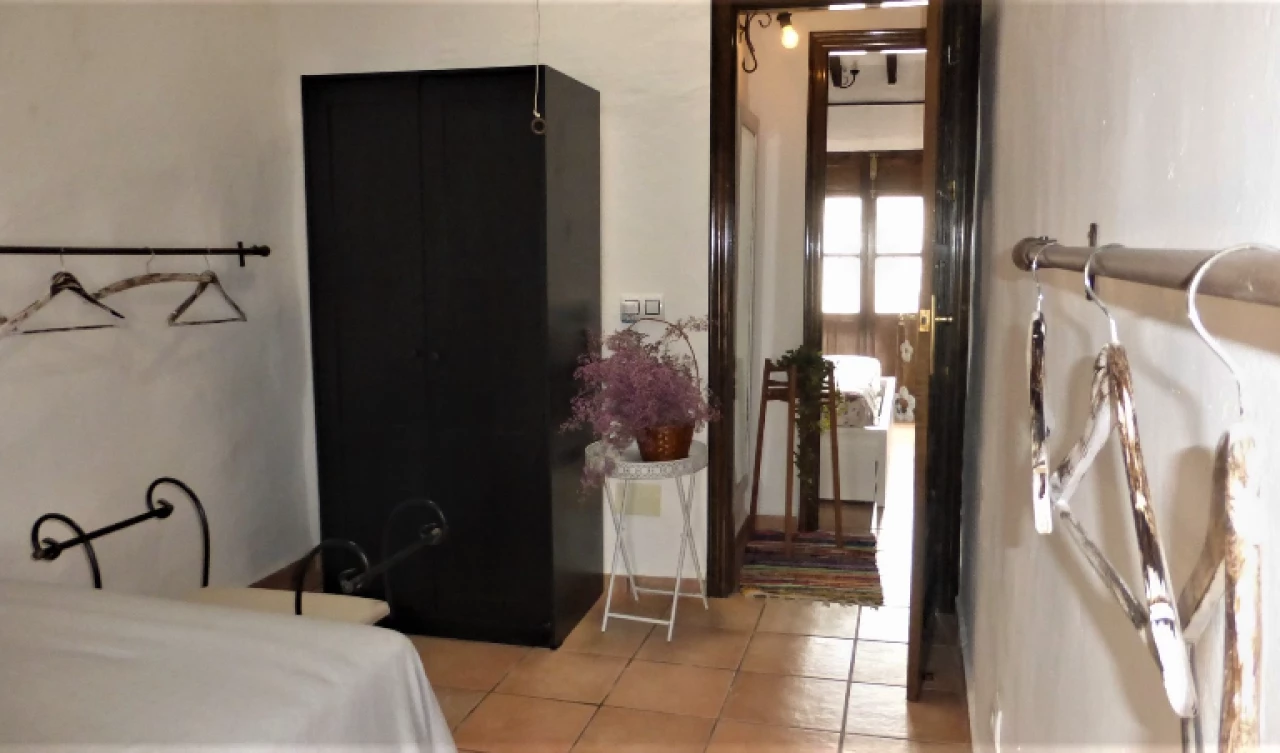 2 Bedroom Town House For Sale | PIN11