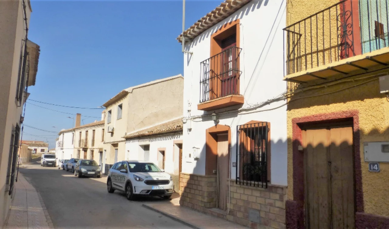 2 Bedroom Town House For Sale | PIN11