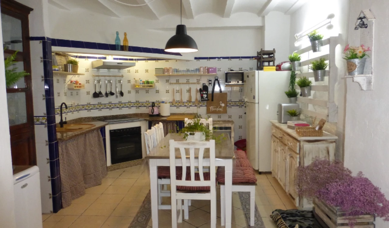 2 Bedroom Town House For Sale | PIN11