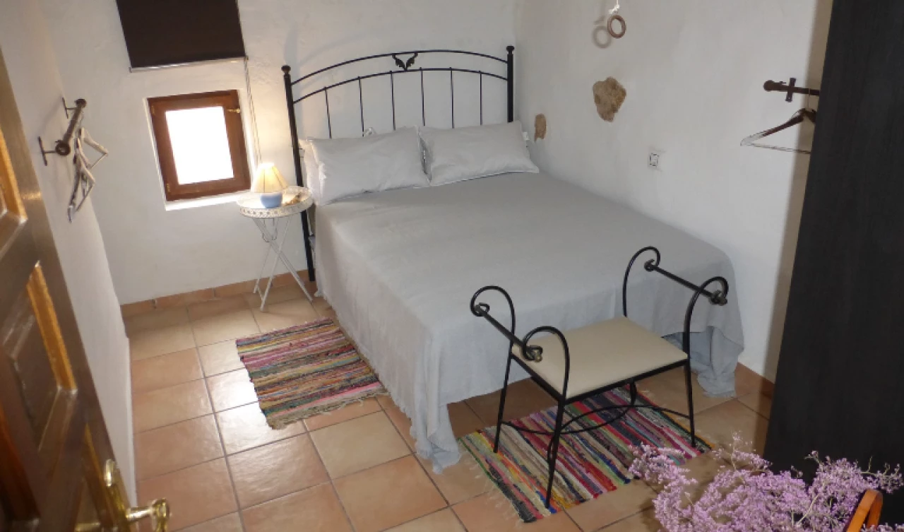 2 Bedroom Town House For Sale | PIN11