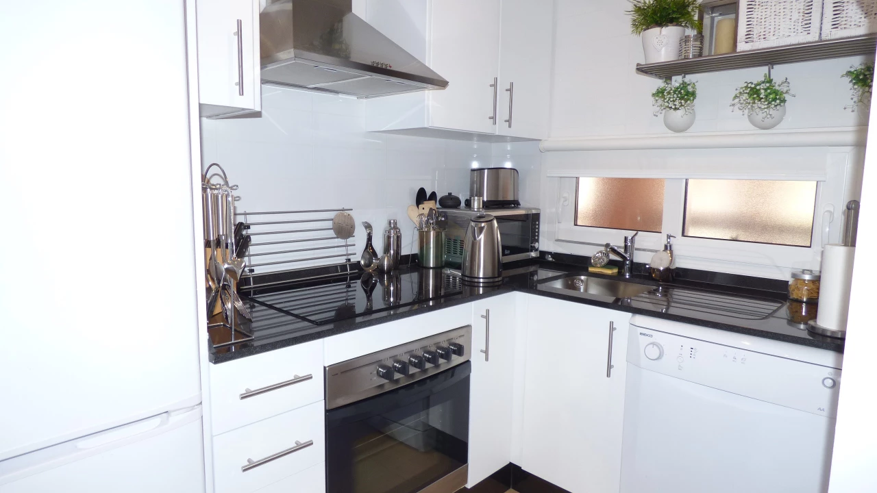 2 Bedroom Apartment For sale | PW47