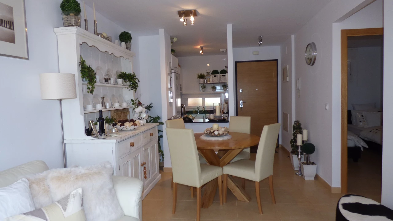 2 Bedroom Apartment For sale | PW47