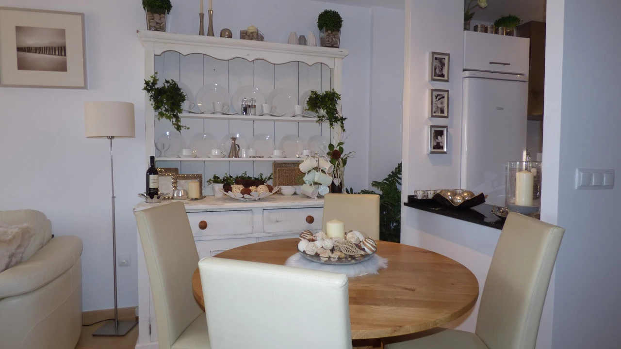2 Bedroom Apartment For sale | PW47