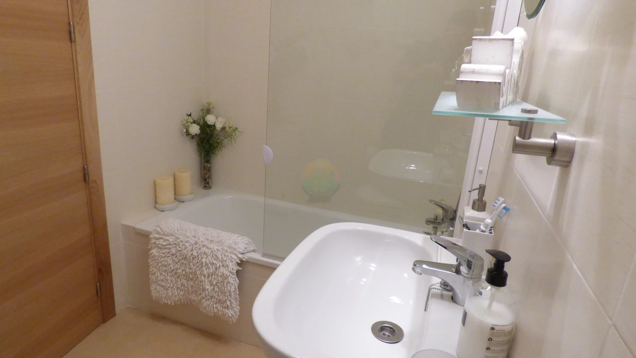 2 Bedroom Apartment For sale | PW47