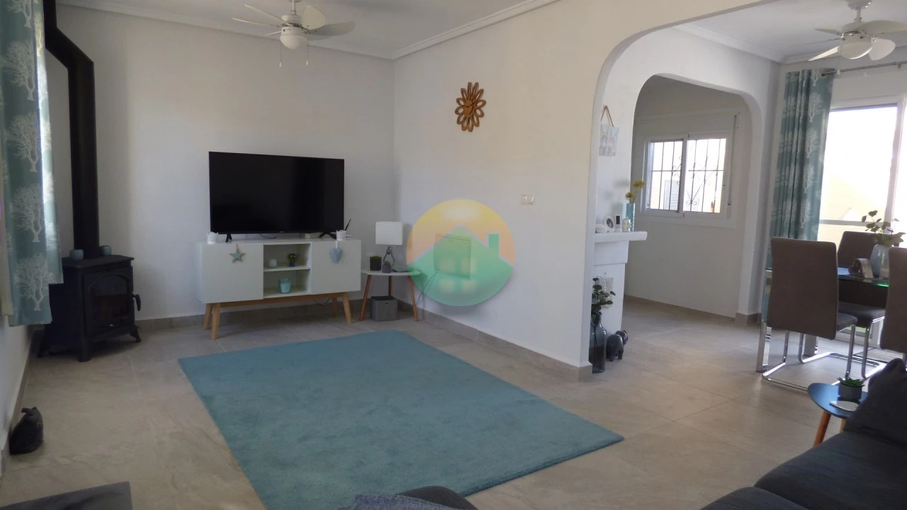 2 bedroom Terraced For sale | RED369