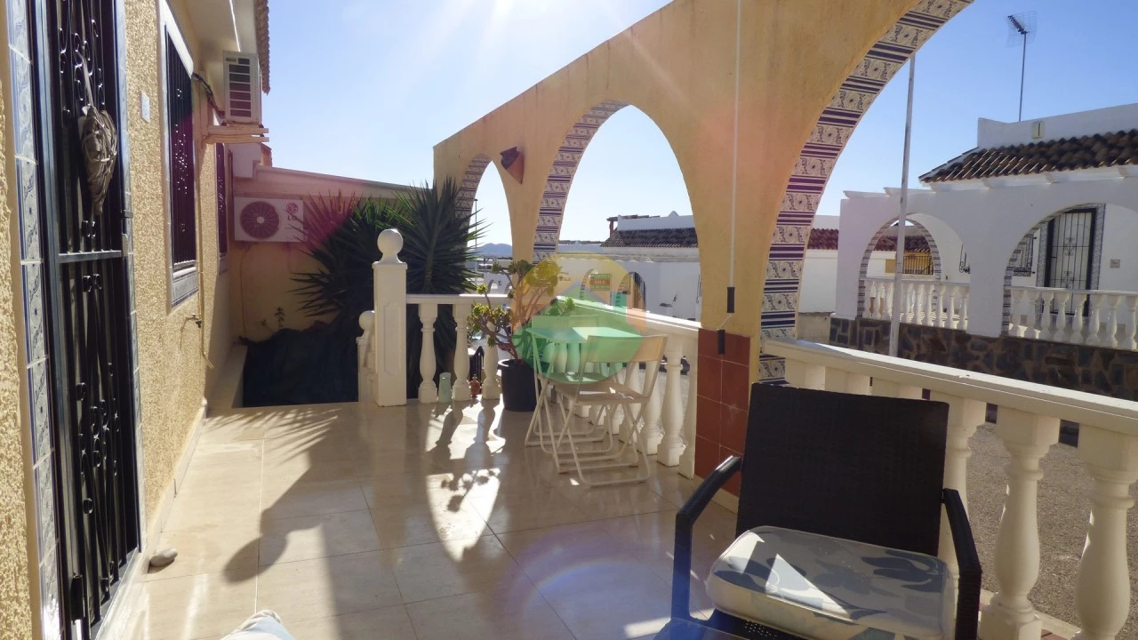 2 bedroom Terraced For sale | RED369