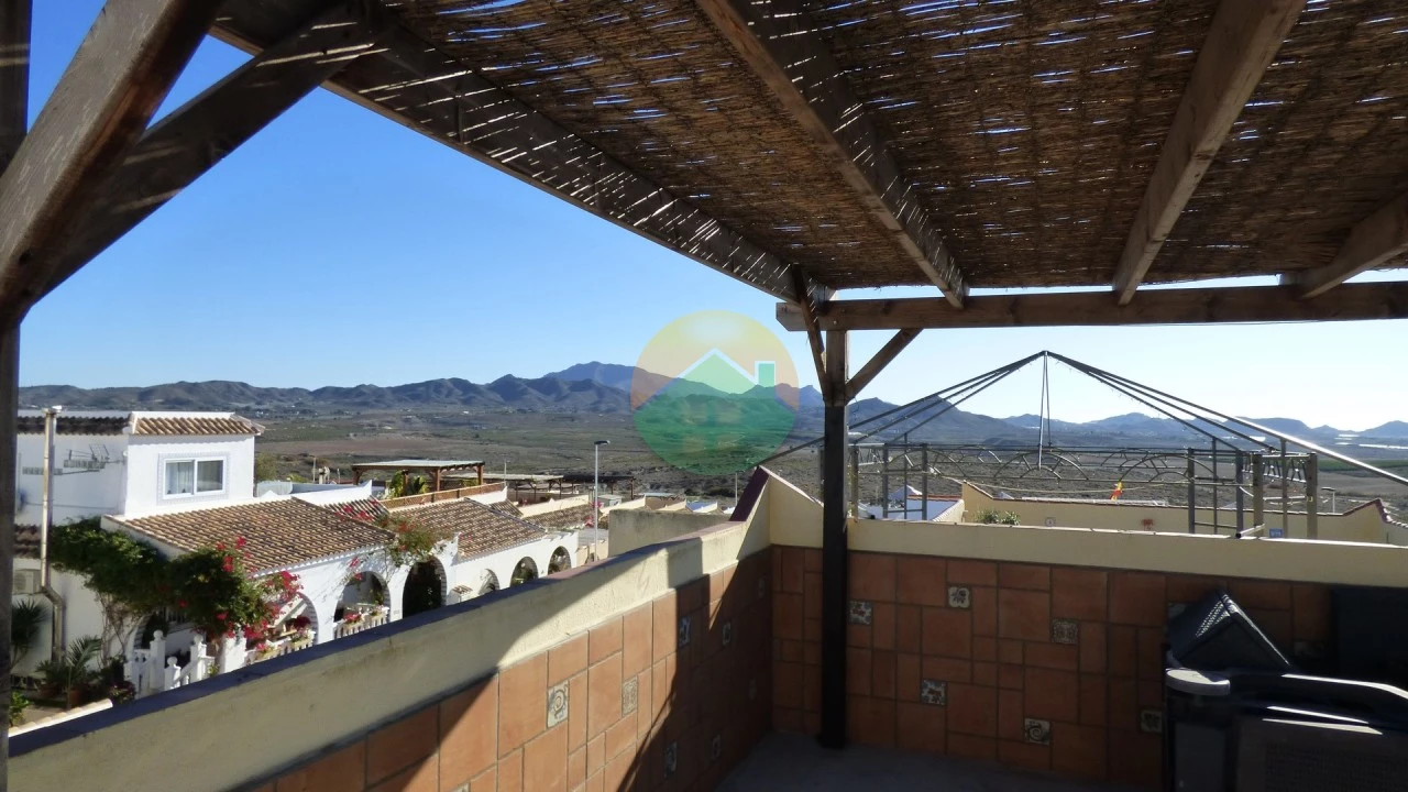 2 bedroom Terraced For sale | RED369