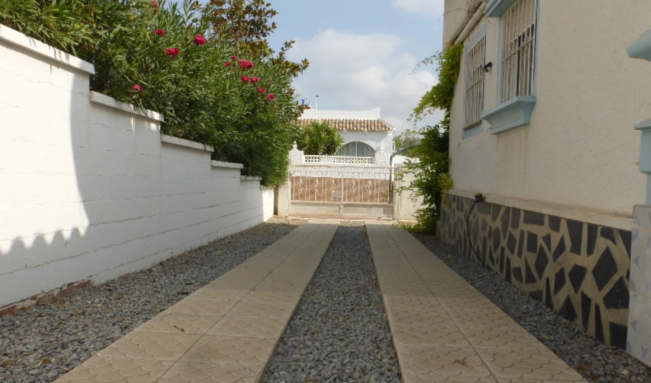 2 Bedroom Detached Villa For Sale | ROC351