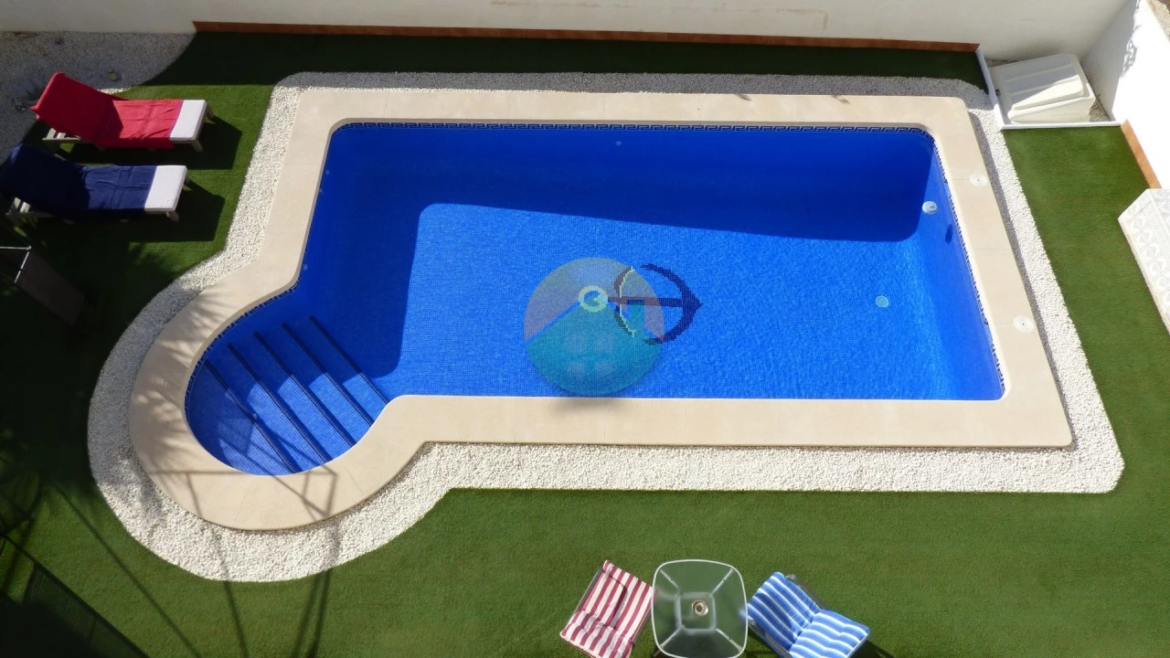 3 bedroom Detached villa For sale | ROD384