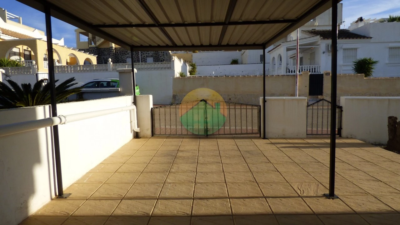 3 bedroom Detached villa For sale | ROD384
