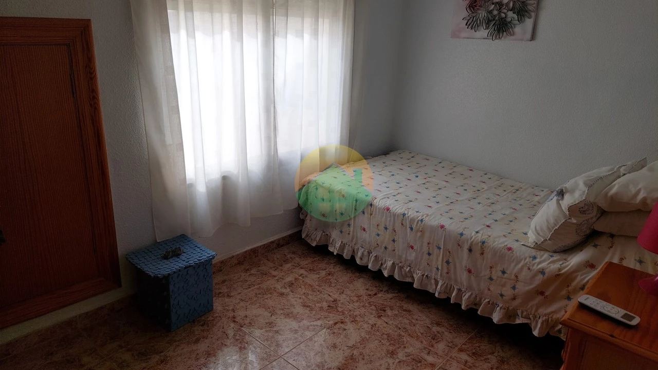 3 Bedroom Country house For sale | TAL04