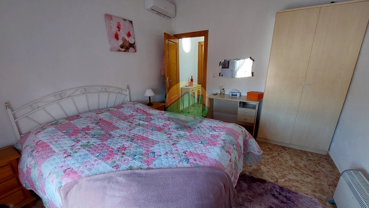 3 Bedroom Country house For sale | TAL04
