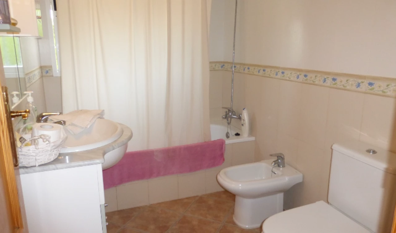 3 Bedroom Finca For Sale | TOT01