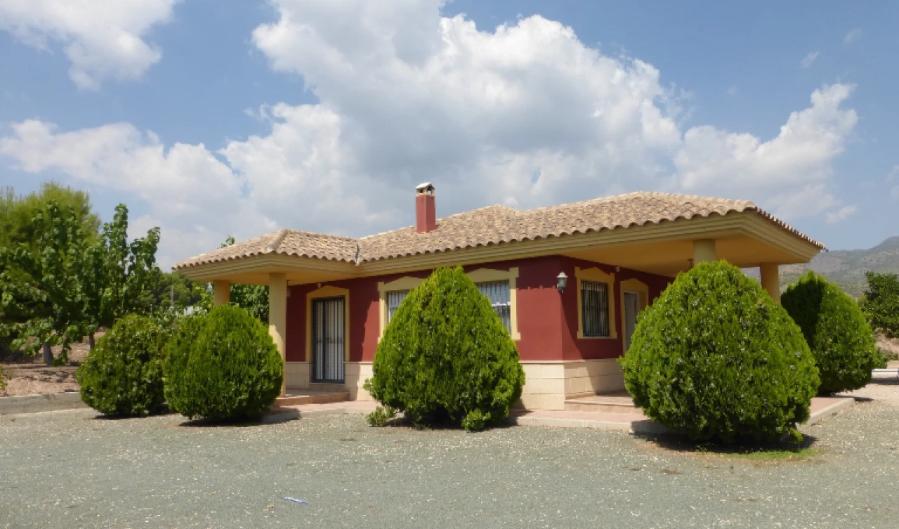 3 Bedroom Finca For Sale | TOT01