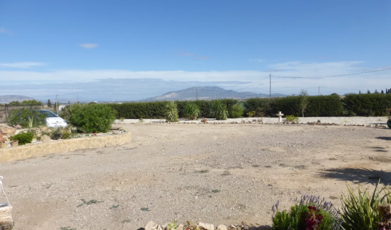 5 Bedroom Finca for Sale | TOT07