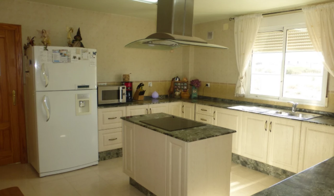 5 Bedroom Finca for Sale | TOT07