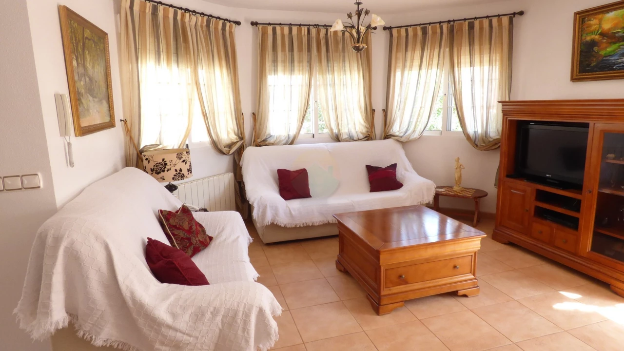 3 Bedroom Detached For Sale | TOT14