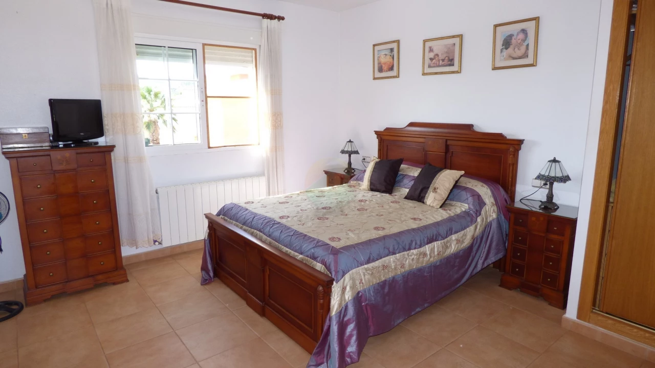 3 Bedroom Detached For Sale | TOT14