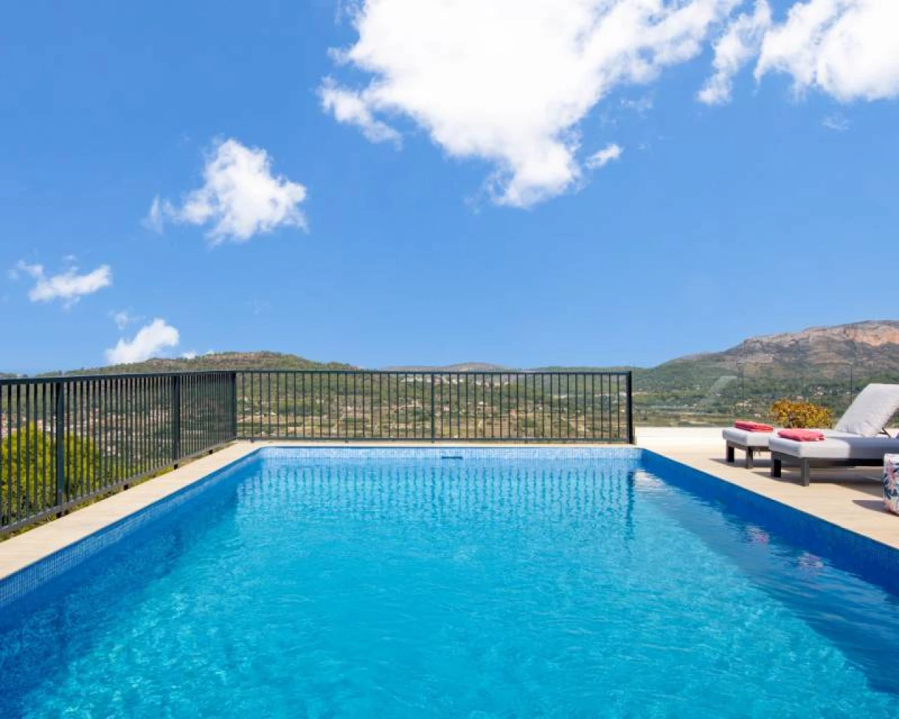 BG4-46526 | BG4-46526