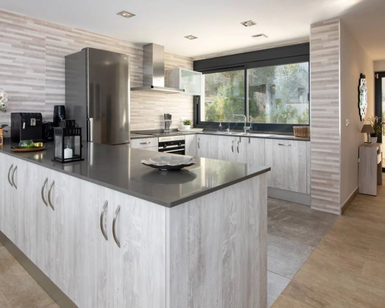 BG4-46526 | BG4-46526