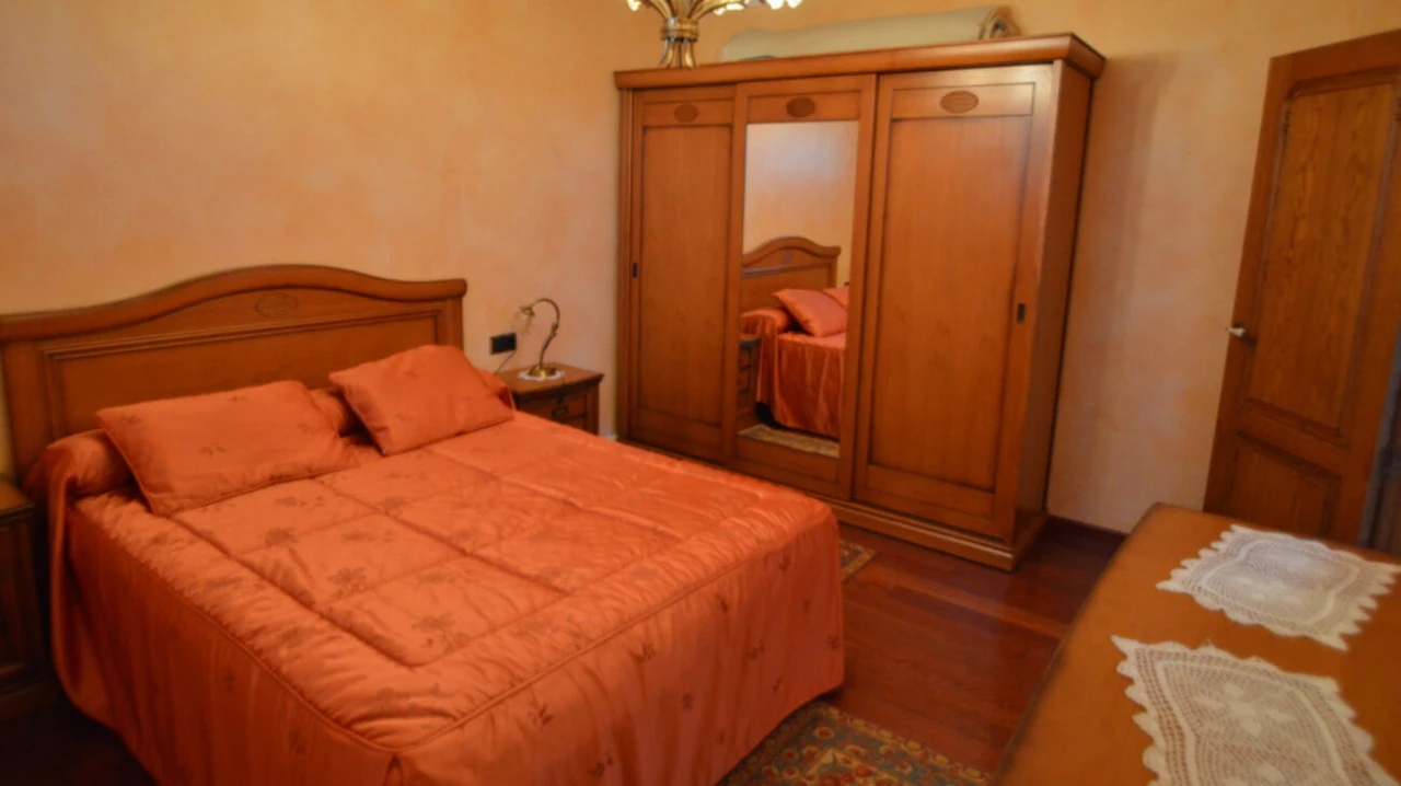 TFSHO2129 | TFSHO2129