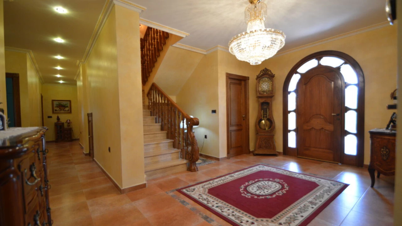 TFSHO2129 | TFSHO2129